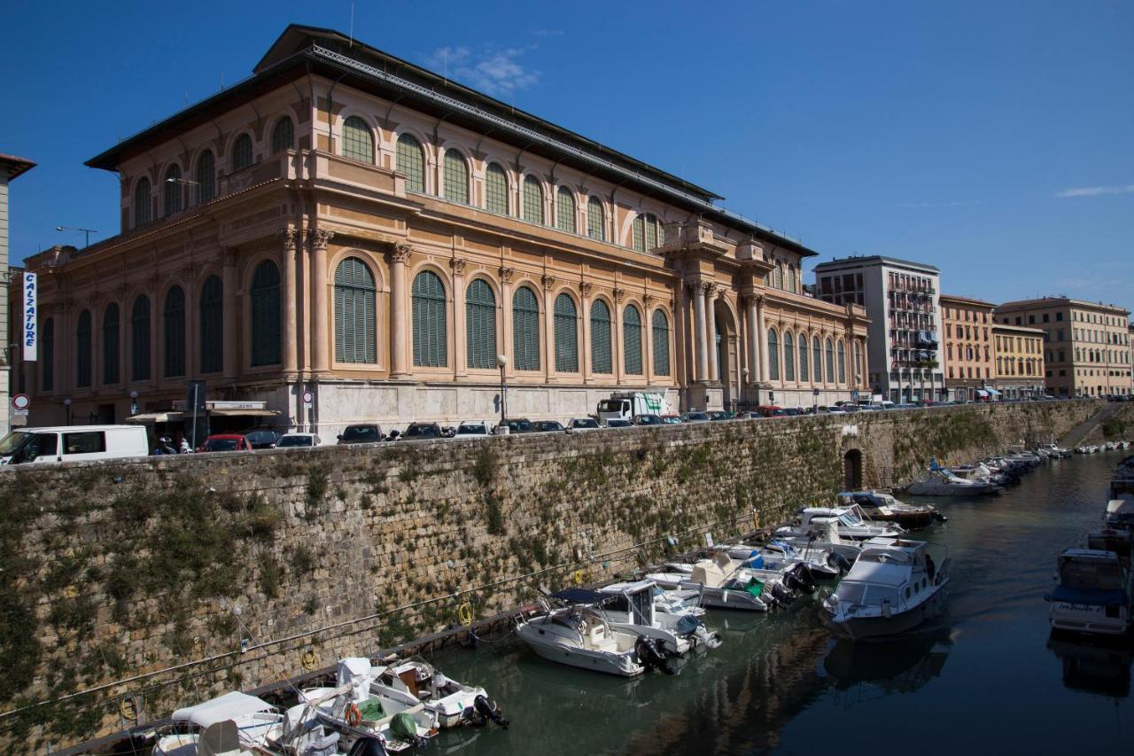 Luxurio Rooms With Baths Livorno Luaran gambar
